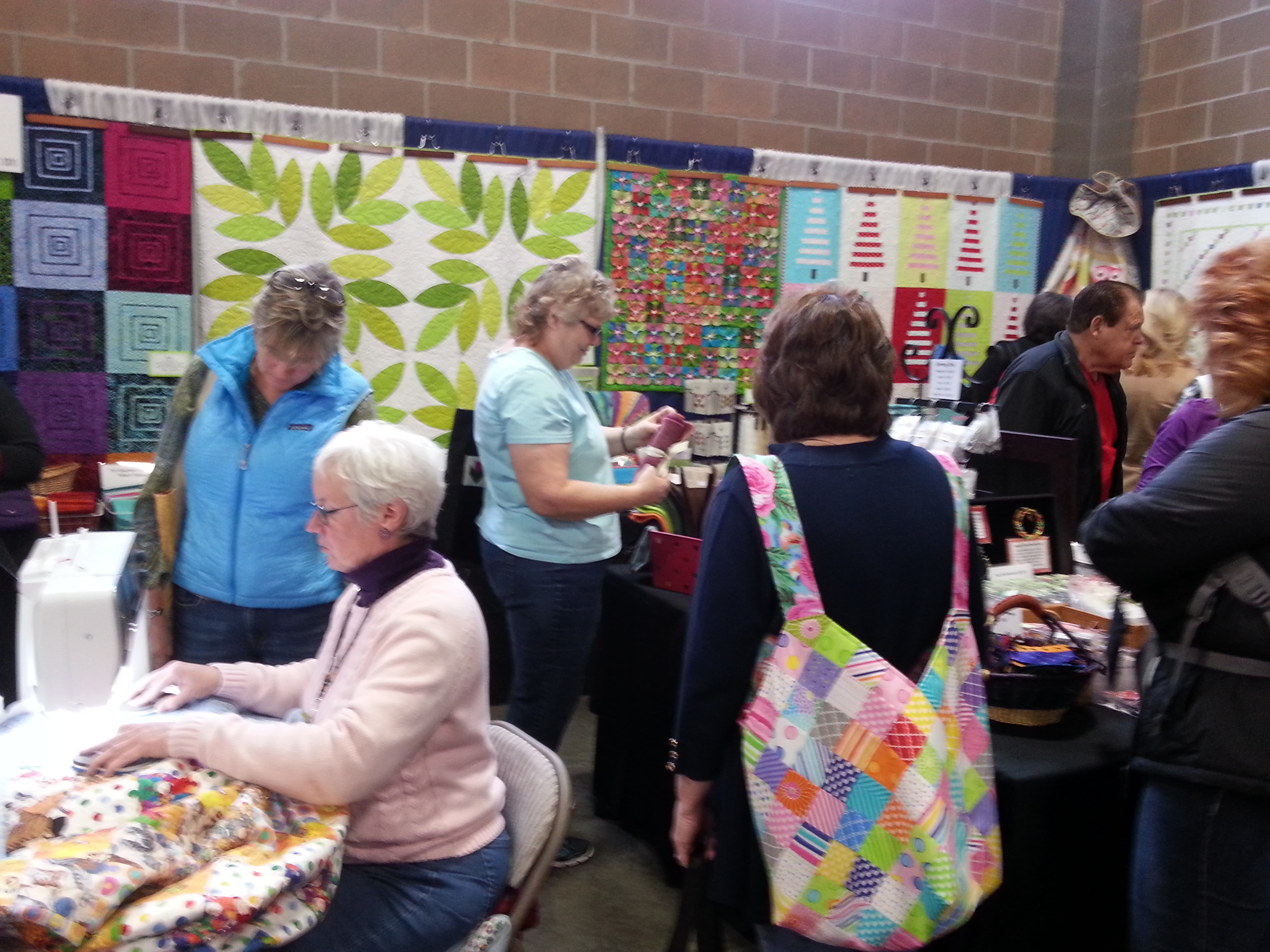 Sew Expo, Puyallup I booth sampling Dragonfly Quilts Blog